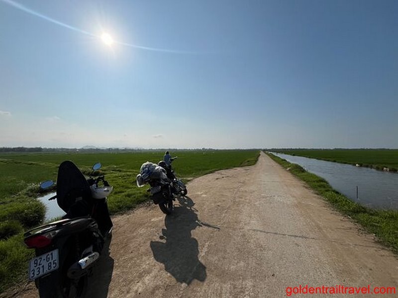 Standard Northeast In 7 Days Motorbiking: GTT703